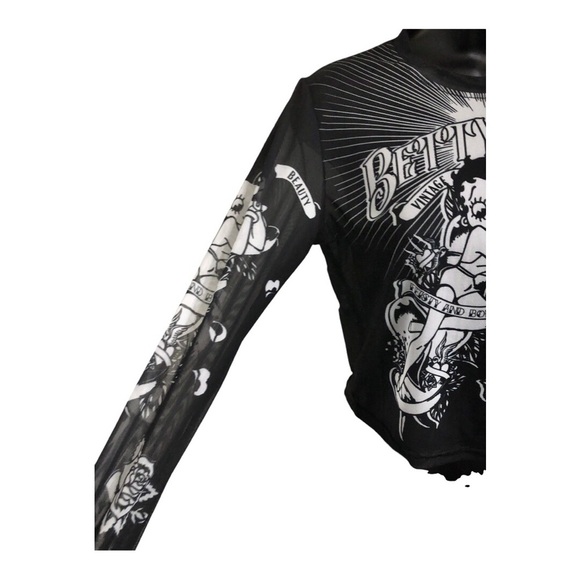 Betty Boop black sheer mesh sweet but strong graphic print long sleeve tee sz M - Picture 9 of 13